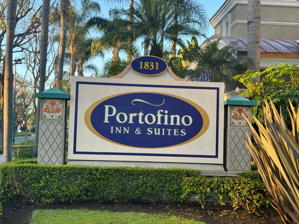 Anaheim Portofino Inn & Suites
